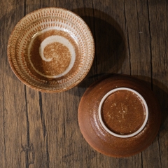 Bát nhỡ mộc Ontayaki nâu lòng xoáy