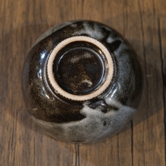 Chawan - Bát đánh matcha men chảy đế răng cưa