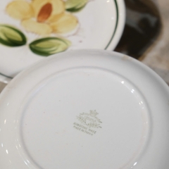 Đĩa vintage Nhật họa tiết hoa viền lục