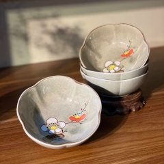 Bát xám dáng hoa lòng vẽ hoa đào