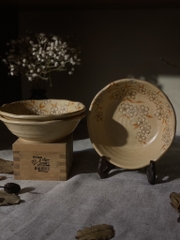 Bát nhỡ gốm dáng loe hoạ tiết hoa đào 5 cánh