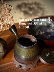 Ẩm trà Kyusu xanh rêu
