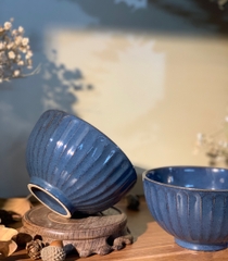 Bát cơm lam bọc cánh hoa