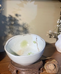 Bát hoa anh đào viền hoa hồng lục