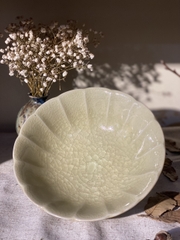 Bát tô men rạn Celadon viền hoa