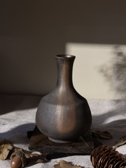 Bình Bizen cháy tro decor mini để bàn làm việc