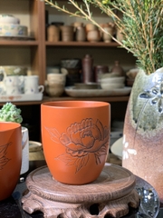 Cặp cốc Tokoname khắc hoa