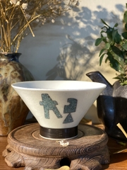 chén rượu đế nâu chấm tuyết (lỗi tóc)