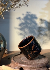 Chén rượu nhỏ mộc màu đen tuyền