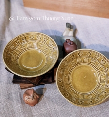 Chén size nhỡ hoạ tiết chấm nổi