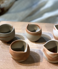 Chén trà bizen miệng rót