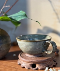 Chén tráng men viền xanh rêu