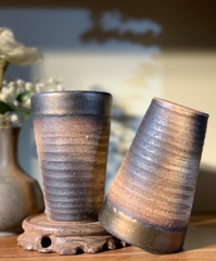 Cốc mộc hoạ tiết xoắn viền ánh kim