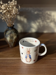 Cốc Peter Rabbit hoa quả