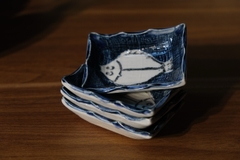 Đĩa chấm mộc lòng vẽ cá