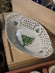 Đĩa vẽ cây thông Xmas có quai