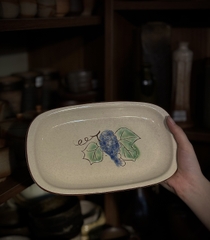 Đĩa tráng men họa tiết nho