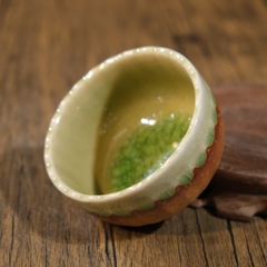 Bát chấm mộc men rêu lòng celadon