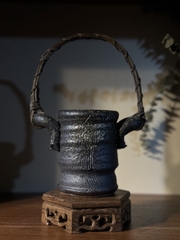 Giỏ hoa mộc cốt sỏi dày nặng quai mây Wabi Sabi