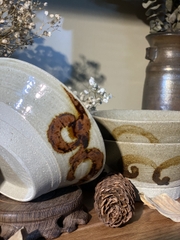 Tô men ghi họa tiết cỏ lau có nắp ( Họa tiết to )