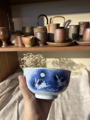 Tô thỏ chơi trăng men tiêu