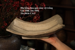 Đĩa bồng hoa quả xám vệt trắng