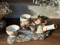 Bộ trà gốm shino nhấn men rêu cam