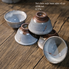 Se chén mộc men xám vẽ cỏ