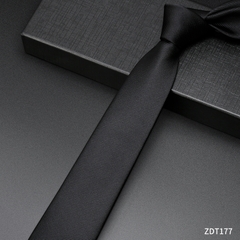 OD403: Cà vạt nam màu đen công sở chuyên nghiệp