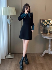 OD746: Váy len màu đen độc đáo