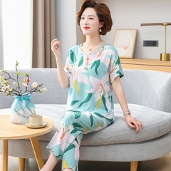 OE526: Bộ đồ ngủ nữ SPNN quần ngắn tay trung niên