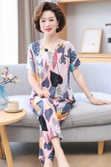 OE526: Bộ đồ ngủ nữ SPNN quần ngắn tay trung niên