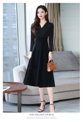 OD661: Đầm Nữ Xuân Thuváy dài qua gối Cổ Chữ V Màu Đen Thời Trang Cao Cấp