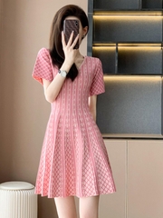 OD163: đầm hồng nữ tính cổ V hàn quốc