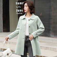 OD587: Áo khoác nữ cổ búp bê dài vừa