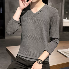 Mã A602: Áo thun dài tay cổ chữ V nam