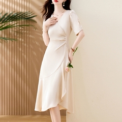 Mã B973: Đầm váy nữ cao cấp cổ chữ V ngắn tay dáng xòe đuôi cá thanh lịch