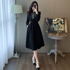OD594: Váy đen nữ dáng dài quá gối cao cấp kiểu Hepburn phối ren