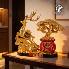Tượng Hươu Kéo Túi Tài Lộc 29x11x26cm – Trang Trí Sang Trọng, Biểu Tượng May Mắn Và Thành Công