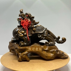 Cặp Tượng Tỳ Hưu Phong Thủy Màu Gỗ Sồi Trang Trí Nhà Cửa , Qùa Tặng Tân Gia Khai Trương Sinh Nhật