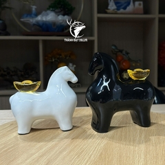 Cặp Tượng Ngựa Đen Trắng Bằng Gốm Sứ Tráng Men, Quà Tặng Decor Tân Gia Khai Trương, Sinh Nhật