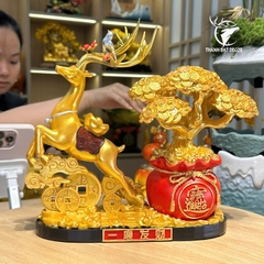 Tượng Hươu Kéo Túi Tài Lộc 29x11x26cm – Trang Trí Sang Trọng, Biểu Tượng May Mắn Và Thành Công