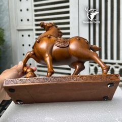 Tượng Ngựa Mã Đáo Thành Công Bột Đá Sơn Giả Gỗ – Trang Trí Phong Thủy Quà Tặng Tân Gia Khai Trương Sinh Nhật