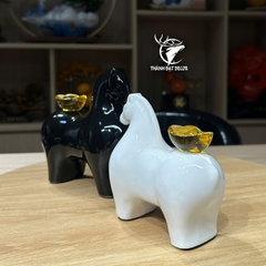 Cặp Tượng Ngựa Đen Trắng Bằng Gốm Sứ Tráng Men, Quà Tặng Decor Tân Gia Khai Trương, Sinh Nhật
