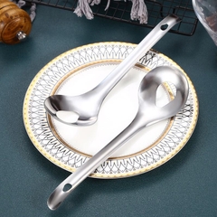 Muỗng inox làm thịt viên, cá viên