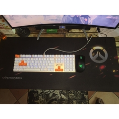 Tấm lót chuột cỡ 90*40 cm dày 4mm, hình logo Overwatch