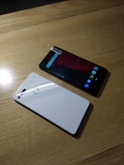 Điện thoại Essential Phone Ram 4gb Rom 128gb chip 835