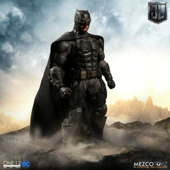 Mezco: Batman Tactical suit