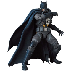 Mafex 166: Mafex Stealth Jumper Batman (Batman: Hush ver.)