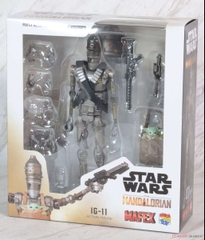 Mafex 158: Mafex IG-11 (The Mandalorian)